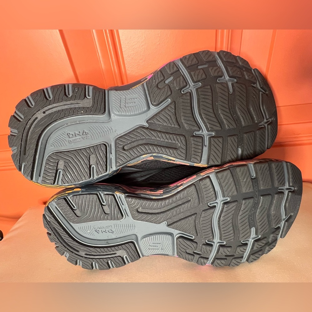 Brooks Women's Black Running Shoes with Pink and Yellow Accents - Picture 4 of 10